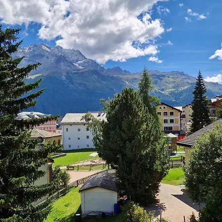 Chesa Bellaval, Haus La Vuolp 2 1 2-zimmerwohnung