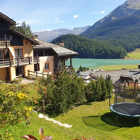 Chesa Bellaval, Haus La Vuolp 2 1 2-zimmerwohnung * Silvaplana