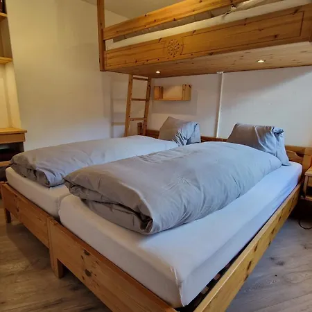 Chesa Bellaval, Haus La Vuolp 2 1 2-zimmerwohnung